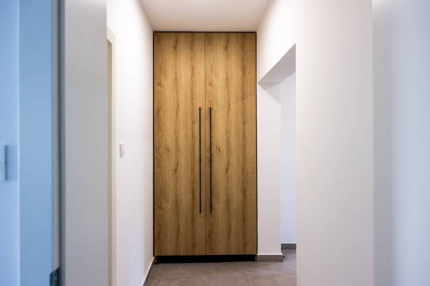 Croatia, Island of Pag, Mandre - Apartment, for sale