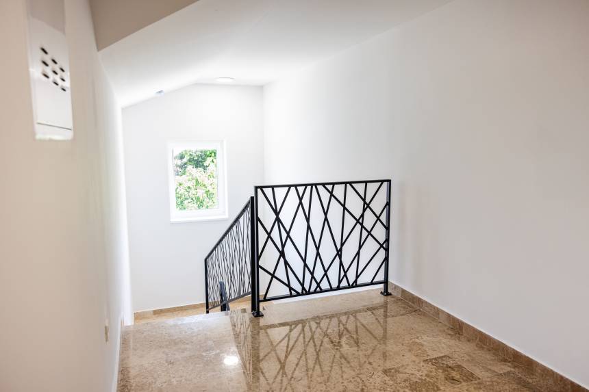 Croatia, Island of Pag, Mandre - Apartment, for sale