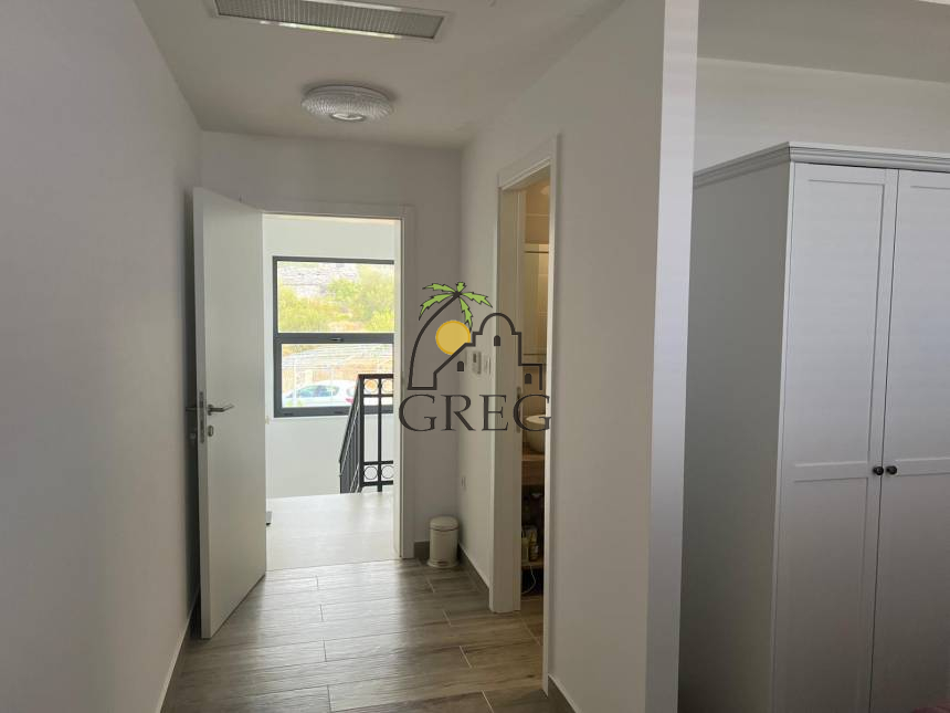 Chorwacja, Dalmacja Środkowa, Rogoznica  - Bliźniak, na sprzedaż