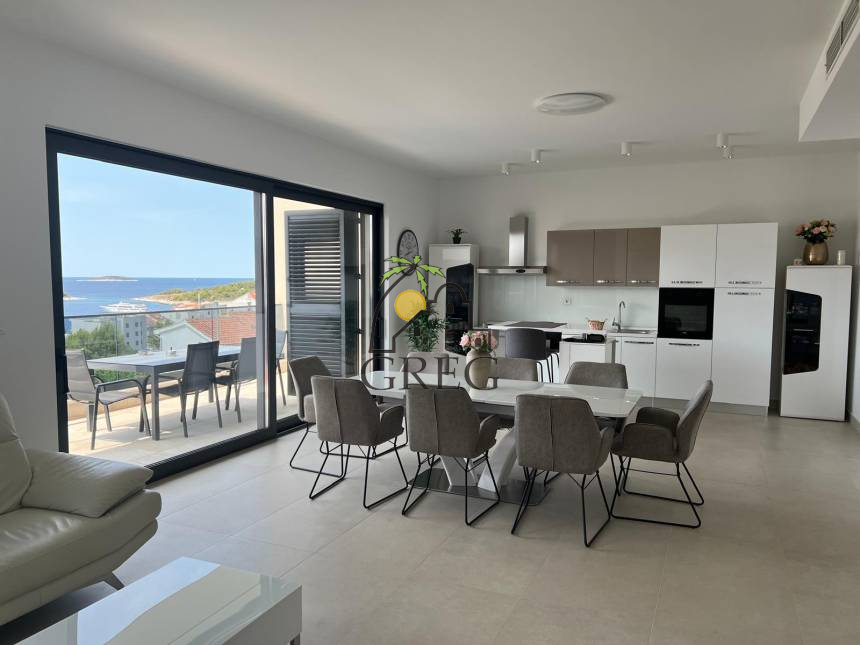 Chorwacja, Dalmacja Środkowa, Rogoznica  - Bliźniak, na sprzedaż