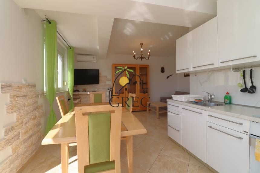 Croatia, North Dalmatia, Vodice - Apartment, for sale