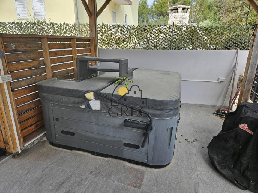 Chorwacja, Wyspa Ciovo,  - Apartament, na sprzedaż