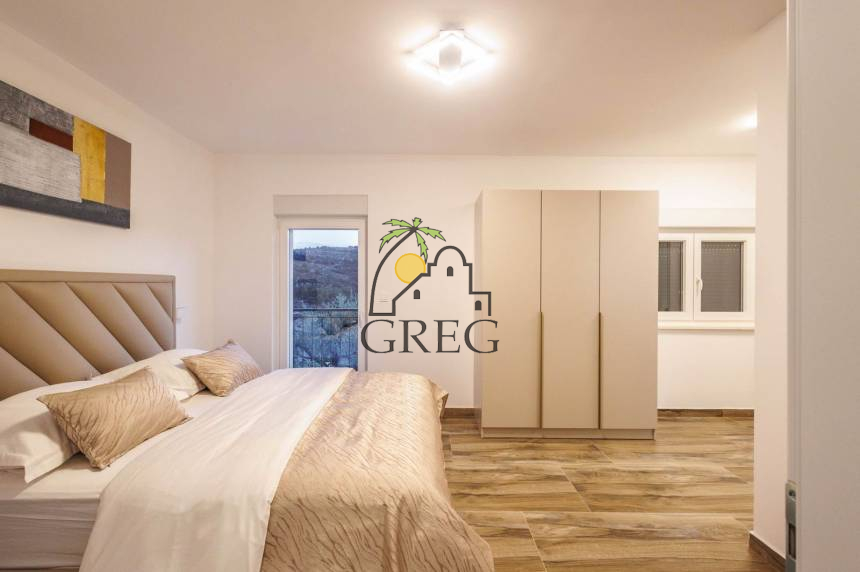 Chorwacja, Dalmacja Środkowa,  - Dom, na sprzedaż