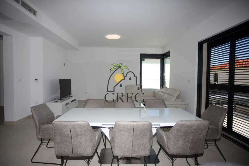 Chorwacja, Dalmacja Środkowa,  - Bliźniak, na sprzedaż