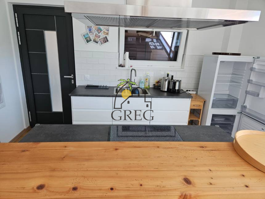 Croatia, Middle Dalmatia,  - Apartment, for sale