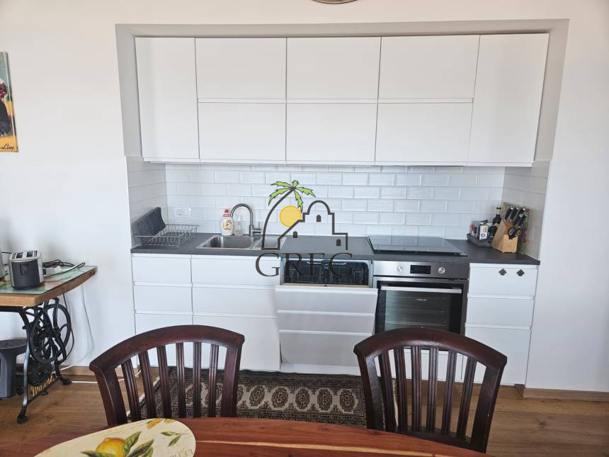 Croatia, Middle Dalmatia,  - Apartment, for sale