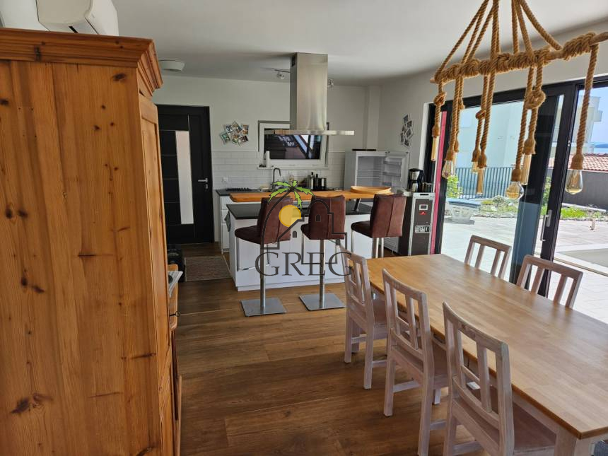 Chorwacja, Dalmacja Środkowa,  - Apartament, na sprzedaż