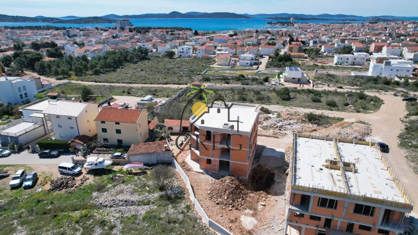 Croatia, North Dalmatia, Vodice - Apartment, for sale