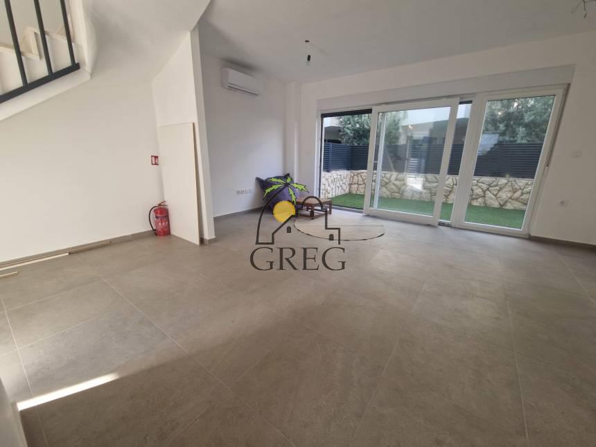 Chorwacja, Wyspa Pag, Novalja - Szeregowiec, na sprzedaż