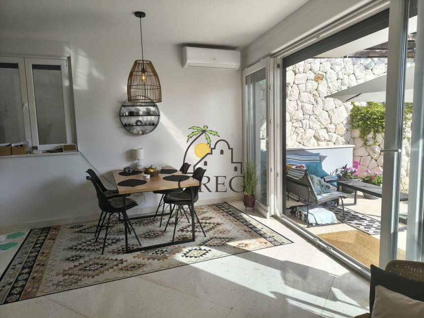 Chorwacja, Dalmacja Środkowa, Rogoznica  - Apartament, na sprzedaż