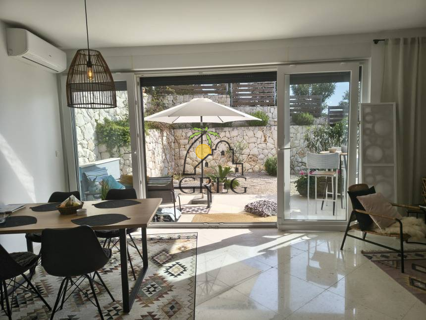 Chorwacja, Dalmacja Środkowa, Rogoznica  - Apartament, na sprzedaż