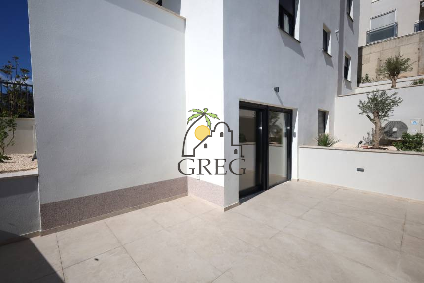 Croatia, Middle Dalmatia,  - Apartment, for sale