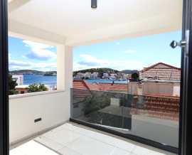 Croatia, Middle Dalmatia,  - Apartment, for sale