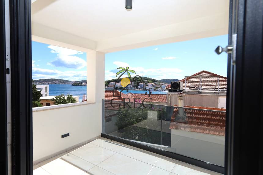 Croatia, Middle Dalmatia,  - Apartment, for sale