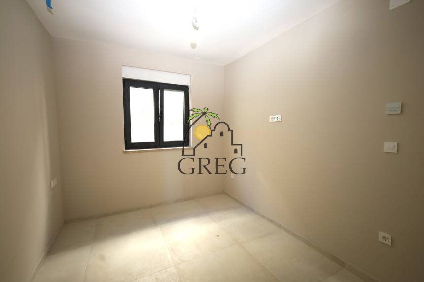 Croatia, Middle Dalmatia,  - Apartment, for sale