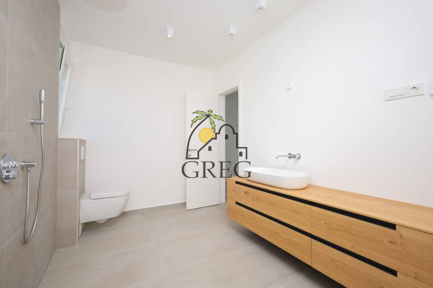 Chorwacja, Dalmacja Północna, Brodarica - Dom, na sprzedaż