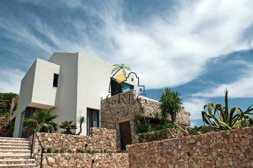 Croatia, Middle Dalmatia,  - House, for sale