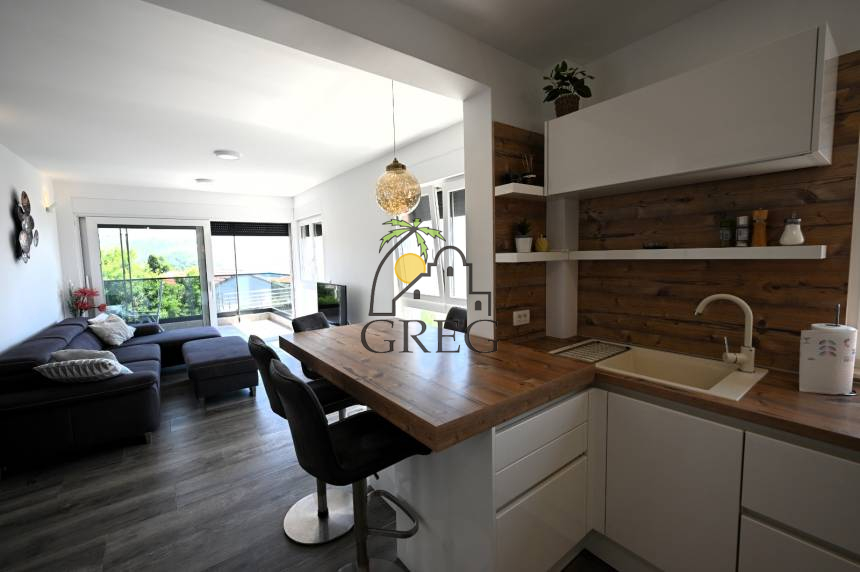 Chorwacja, Wyspa Ciovo,  - Apartament, na sprzedaż