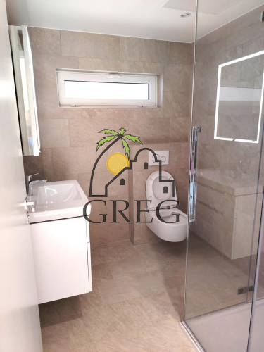 Croatia, Middle Dalmatia, Kaštel - House, for sale