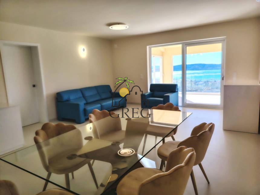 Croatia, Middle Dalmatia, Kaštel - House, for sale