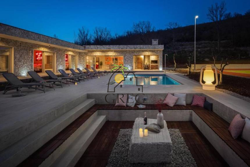 Croatia, Middle Dalmatia,  - House, for sale