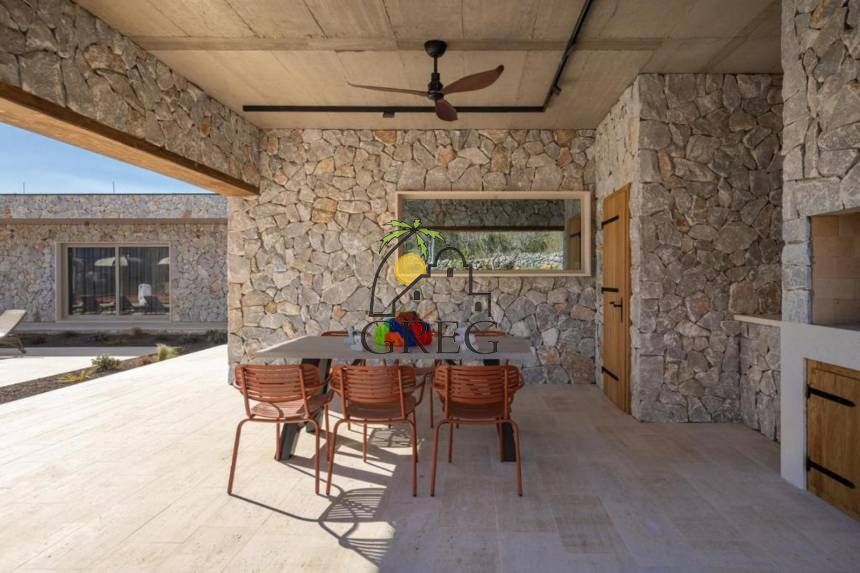 Croatia, Middle Dalmatia,  - House, for sale