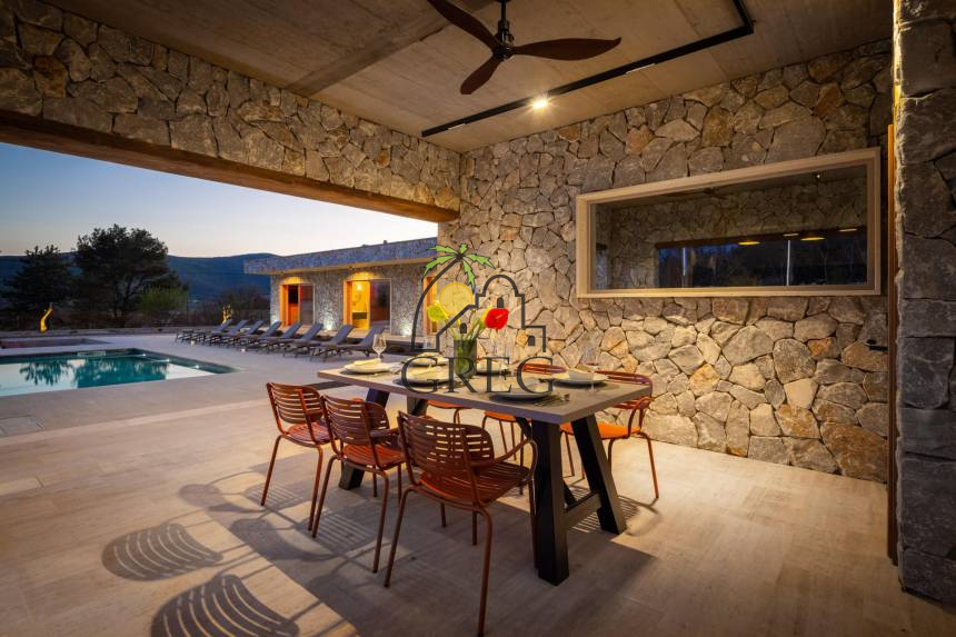 Croatia, Middle Dalmatia,  - House, for sale
