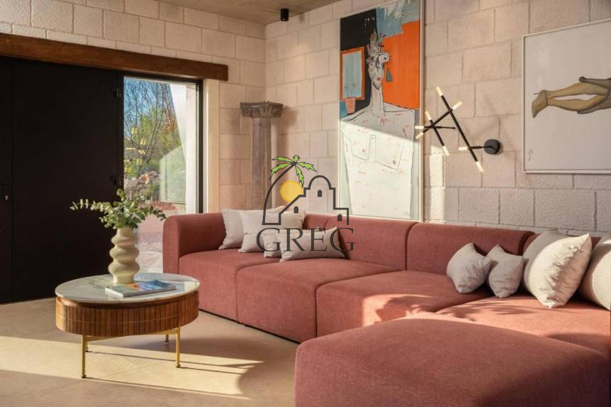 Croatia, Middle Dalmatia,  - House, for sale