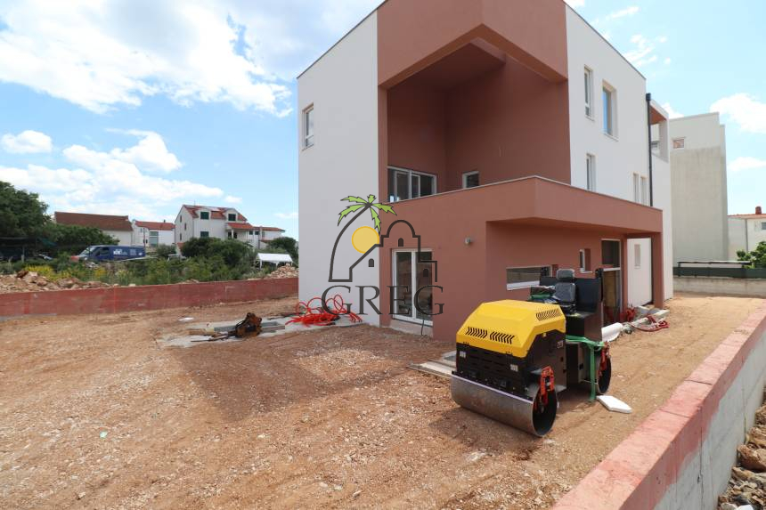 Croatia, North Dalmatia, Vodice - Apartment, for sale