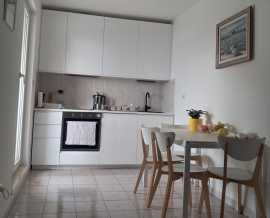 Croatia, Middle Dalmatia, Omis - Apartment, for sale