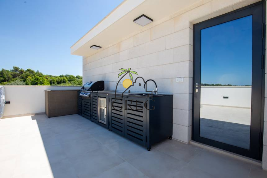 Croatia, North Dalmatia,  - Apartment, for sale