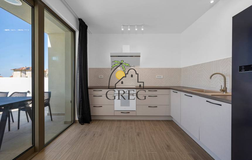Croatia, North Dalmatia, Žaborić - House, for sale