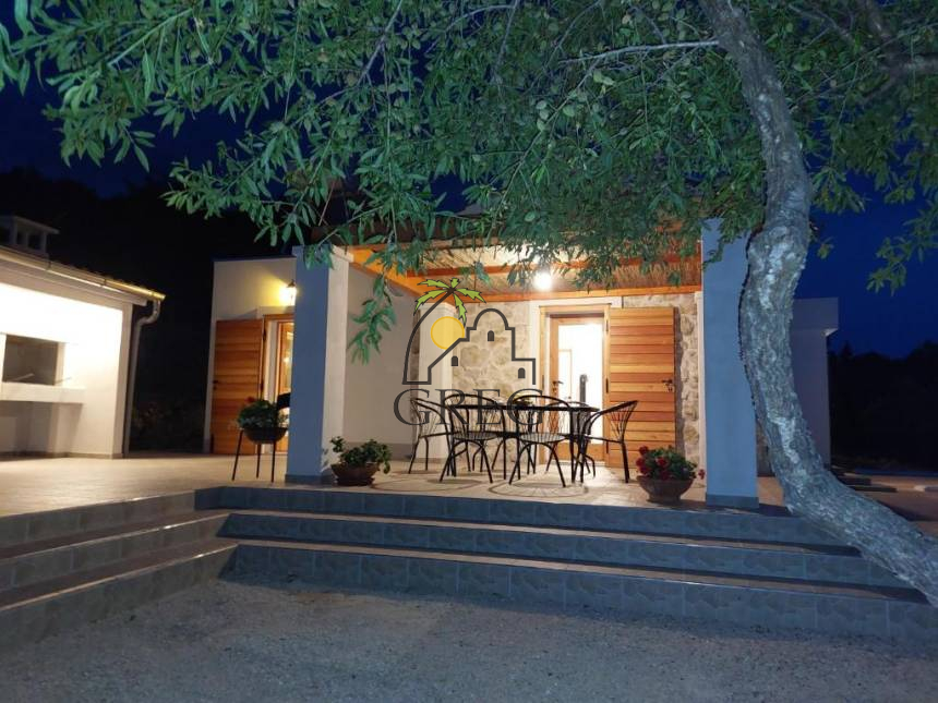 Croatia, North Dalmatia, Šibenik  - House, for sale