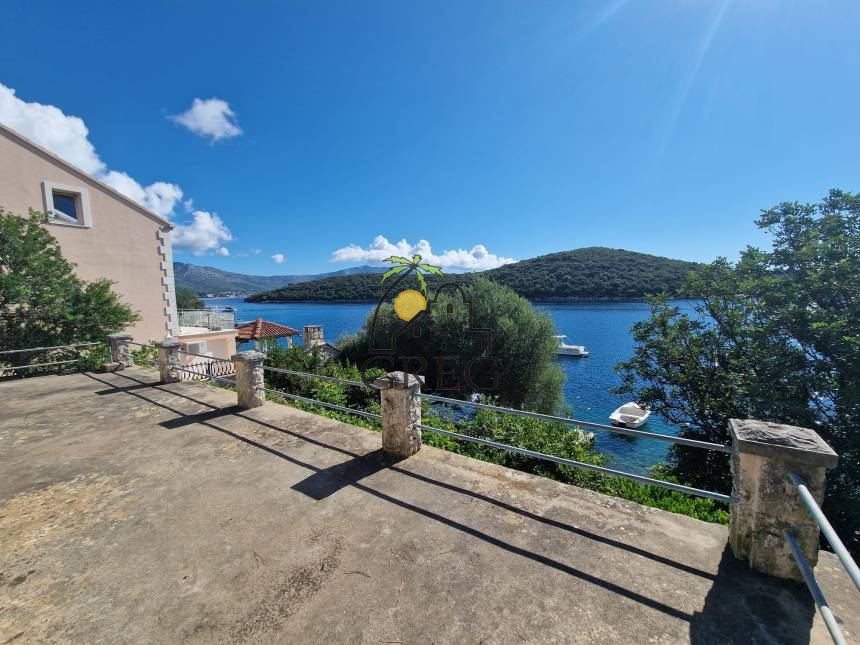 Croatia, Island of Korčula,  - House, for sale