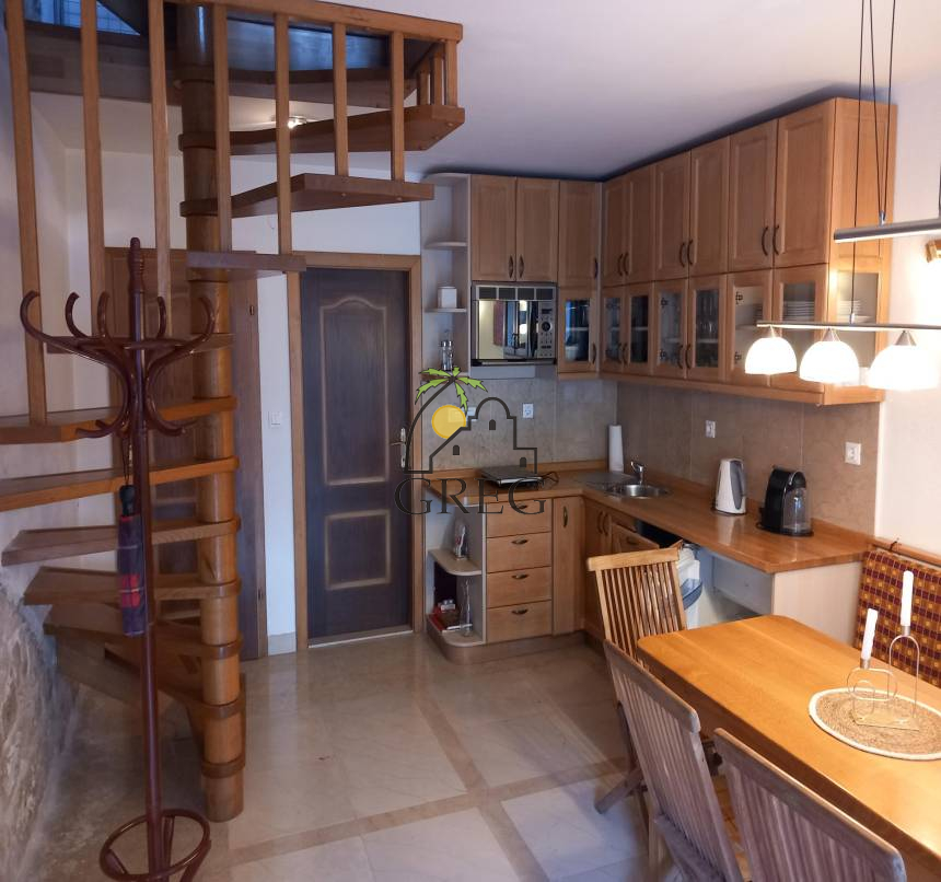 Croatia, Island of Brač,  - Stone house, for sale