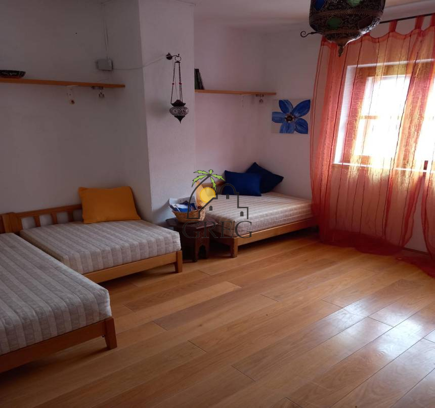 Croatia, Island of Brač,  - Stone house, for sale