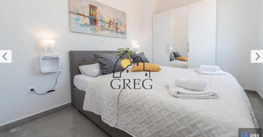 Croatia, Island of Pag, Novalja - Apartment, for sale