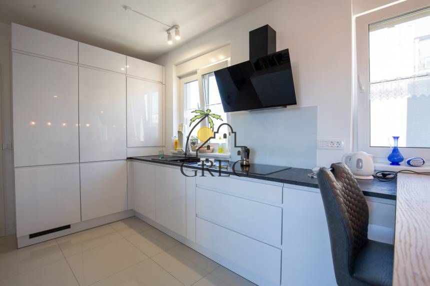 Croatia, North Dalmatia, Nin - Apartment, for sale