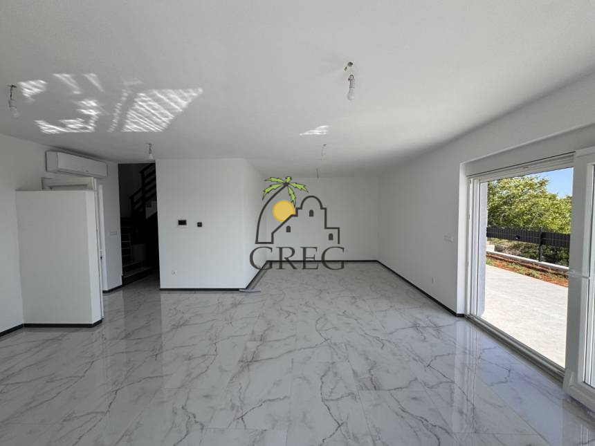 Croatia, Island of Vir,  - House, for sale
