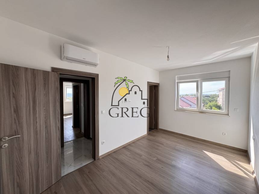 Croatia, Island of Vir,  - House, for sale