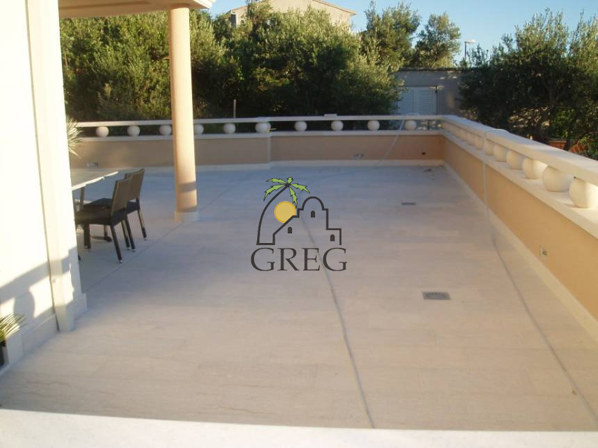 Chorwacja, Dalmacja Środkowa,  - Apartamentowiec, na sprzedaż