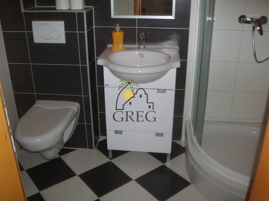 Chorwacja, Dalmacja Środkowa,  - Apartamentowiec, na sprzedaż