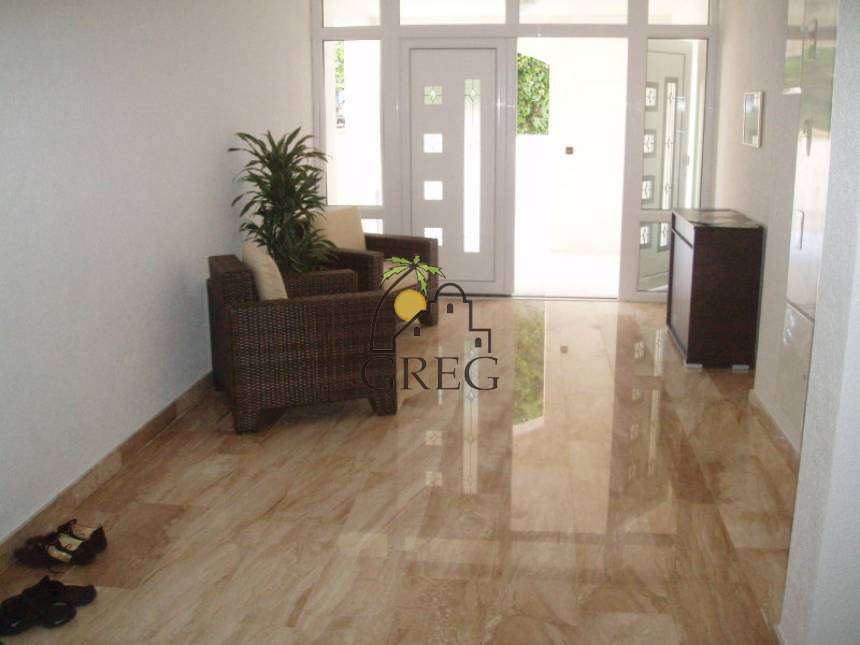 Chorwacja, Dalmacja Środkowa,  - Apartamentowiec, na sprzedaż